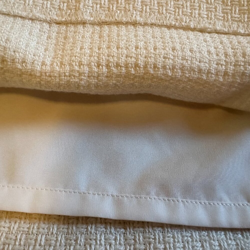 Banana Republic Vintage Cream Tweed Mini Skirt - Picture 5 of 8